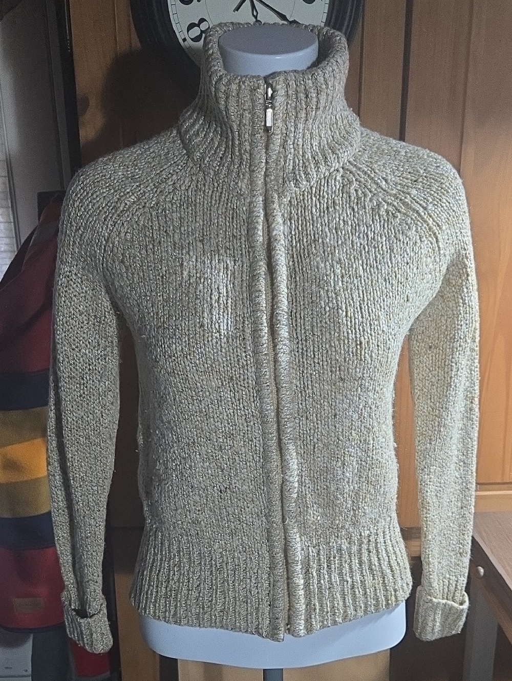 ALLIANCE Womans Size Sm Zip-Up High Collar Knit Sweater - Cream